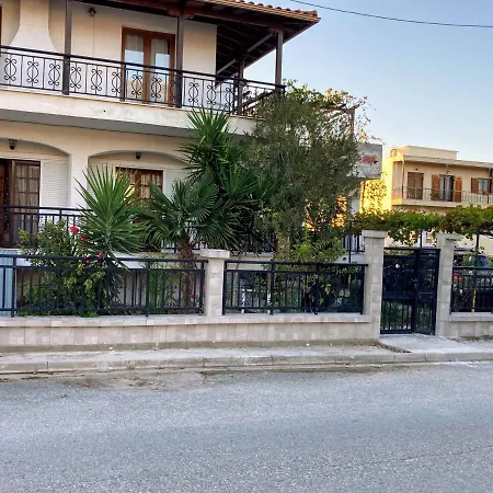 Kristel Ιερισσός